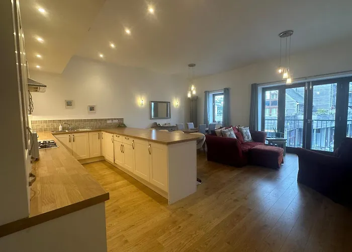 Tidemill House Apartment