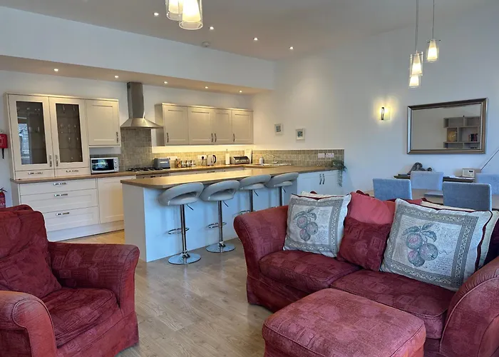 Tidemill House Apartment
